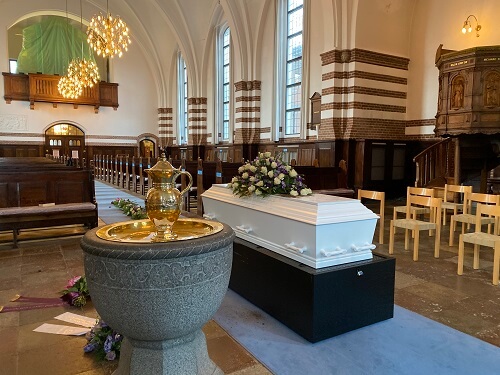 Bemand Amager - Vi hjælper med bisættelse og begravelse Bemand Amager - Vi hjælper med bisættelse og begravelse